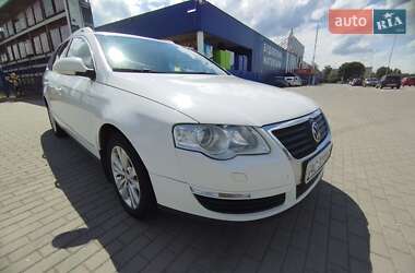 Универсал Volkswagen Passat 2010 в Ковеле