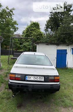 Седан Volkswagen Passat 1989 в Ровно