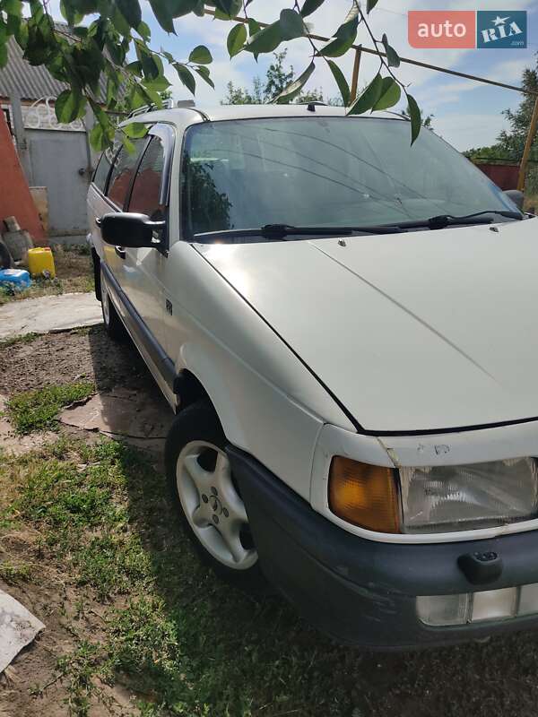 Универсал Volkswagen Passat 1989 в Днепре