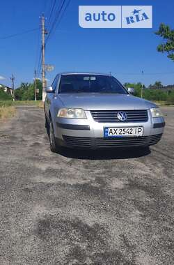 Седан Volkswagen Passat 2001 в Слобожанському