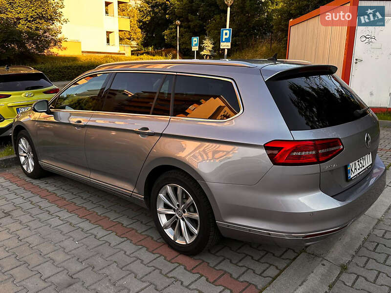 Универсал Volkswagen Passat 2018 в Львове