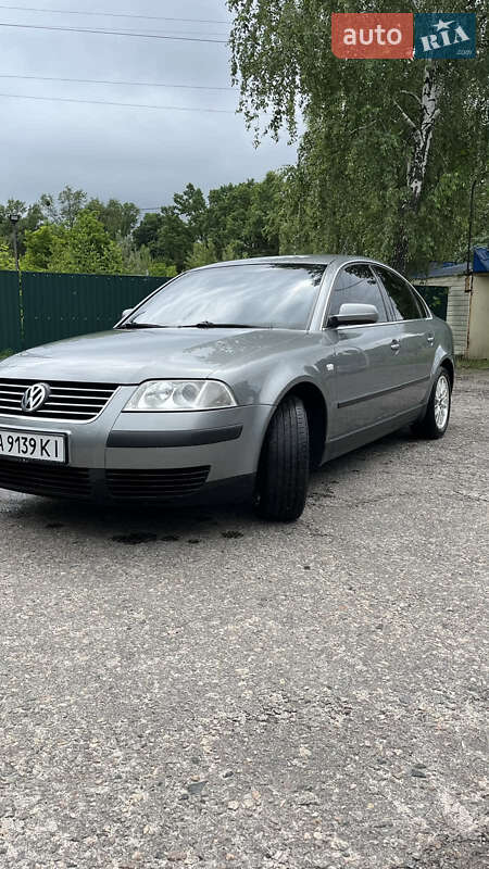 Седан Volkswagen Passat 2003 в Краматорске