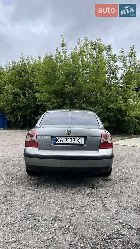 Седан Volkswagen Passat 2003 в Краматорске