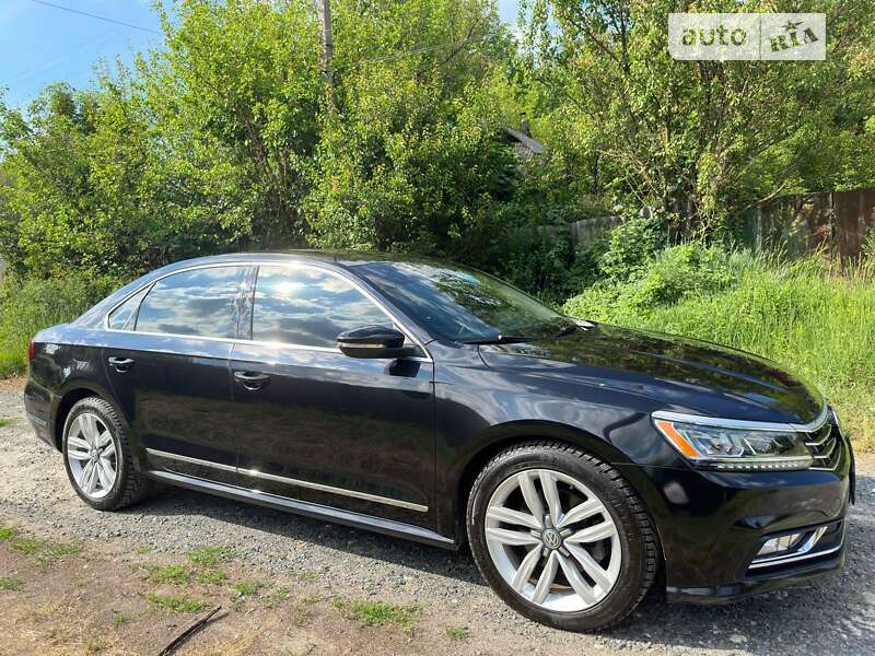 Седан Volkswagen Passat 2016 в Харькове фото 3 Седан Volkswagen Passat 2016 в Харькове