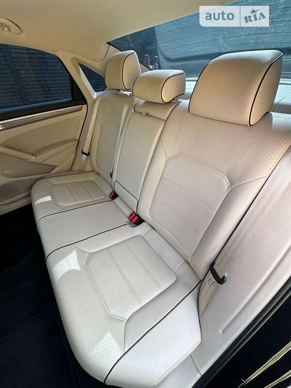 Седан Volkswagen Passat 2016 в Харькове фото 10 Седан Volkswagen Passat 2016 в Харькове