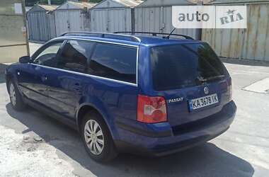 Универсал Volkswagen Passat 2002 в Киеве