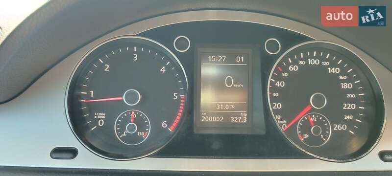 Універсал Volkswagen Passat 2010 в Миколаєві