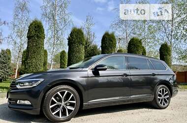 Универсал Volkswagen Passat 2018 в Калуше