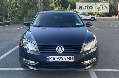 Седан Volkswagen Passat 2015 в Киеве