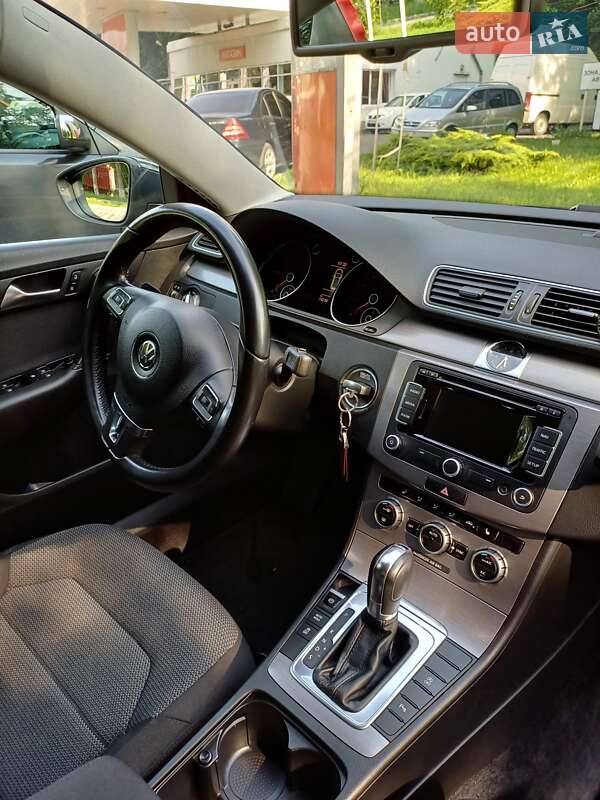 Универсал Volkswagen Passat 2013 в Виннице