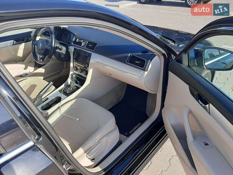 Седан Volkswagen Passat 2012 в Киеве фото 9 Седан Volkswagen Passat 2012 в Киеве