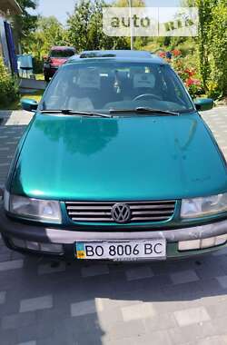 Седан Volkswagen Passat 1995 в Тернополе