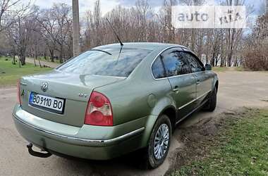 Седан Volkswagen Passat 2003 в Николаеве