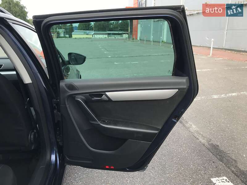 Универсал Volkswagen Passat 2012 в Харькове фото 17 Универсал Volkswagen Passat 2012 в Харькове