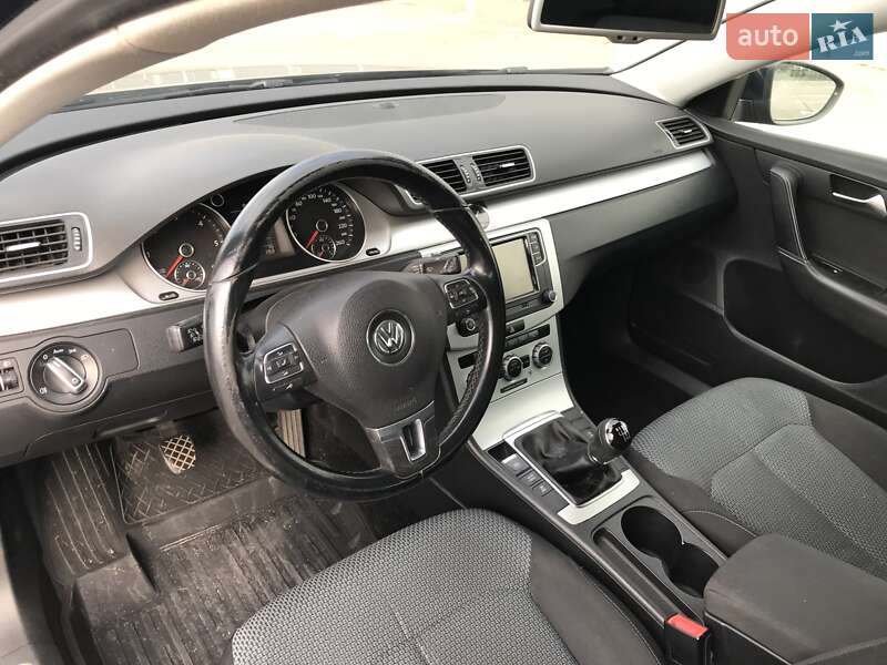 Универсал Volkswagen Passat 2012 в Харькове фото 19 Универсал Volkswagen Passat 2012 в Харькове