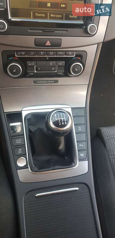 Универсал Volkswagen Passat 2011 в Луцке