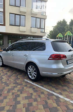 Універсал Volkswagen Passat 2011 в Умані