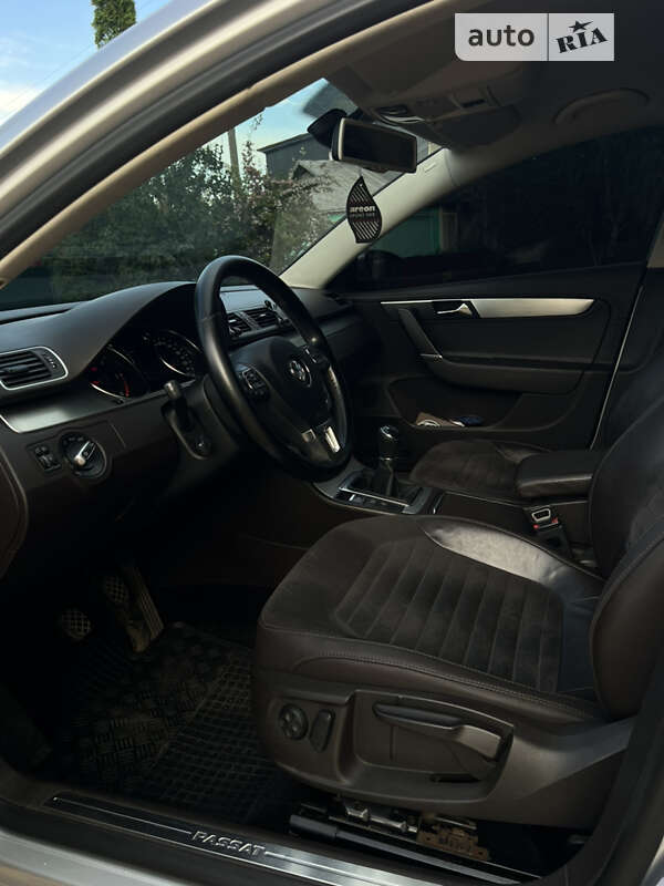 Універсал Volkswagen Passat 2011 в Умані