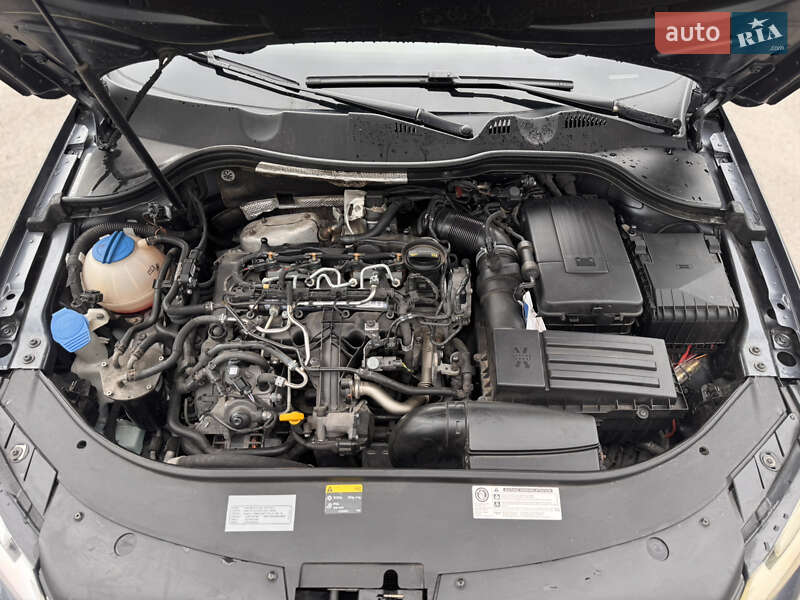 Универсал Volkswagen Passat 2014 в Житомире