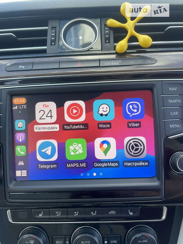 Универсал Volkswagen Passat 2015 в Вишневом