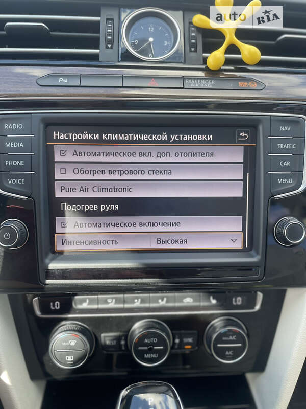 Универсал Volkswagen Passat 2015 в Вишневом