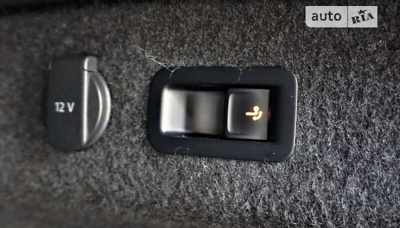 Универсал Volkswagen Passat 2015 в Вишневом