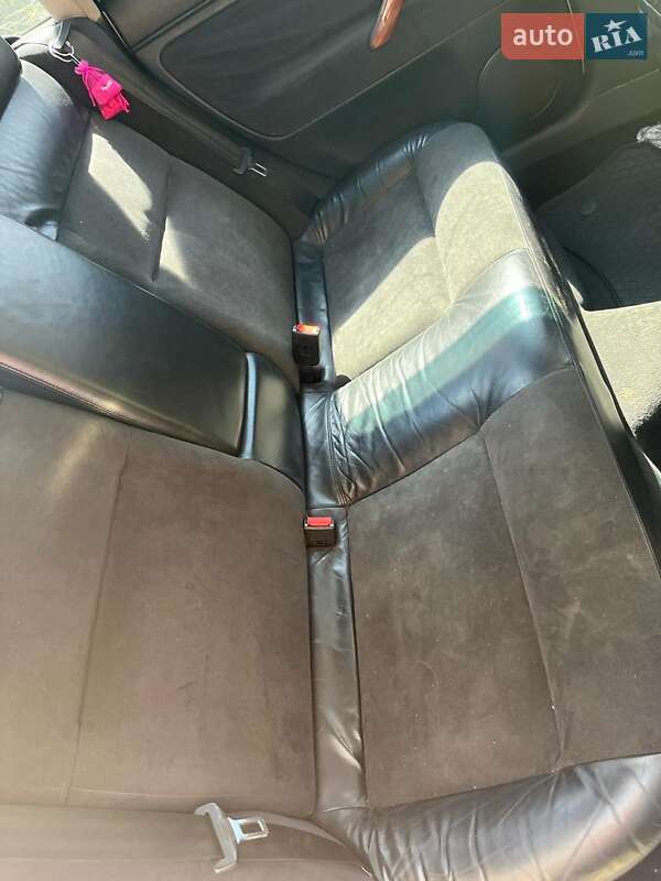 Седан Volkswagen Passat 2001 в Киеве