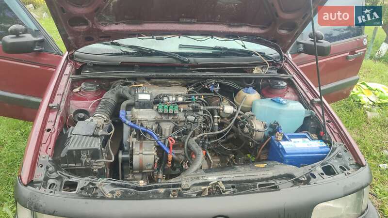 Седан Volkswagen Passat 1989 в Бережанах