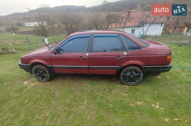 Седан Volkswagen Passat 1989 в 