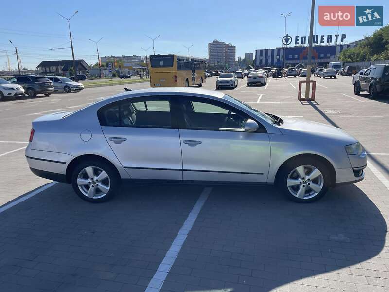 Седан Volkswagen Passat 2005 в Білій Церкві