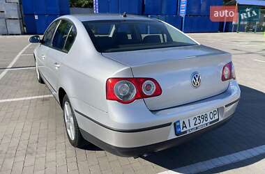 Седан Volkswagen Passat 2005 в Білій Церкві