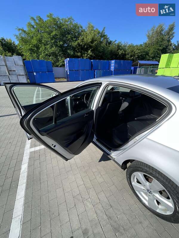 Седан Volkswagen Passat 2005 в Білій Церкві