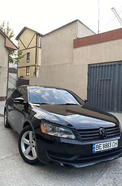 Седан Volkswagen Passat 2013 в Николаеве