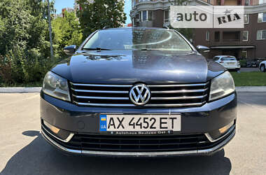 Універсал Volkswagen Passat 2013 в Києві