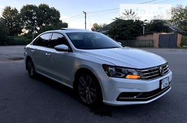 Седан Volkswagen Passat 2018 в Полтаве