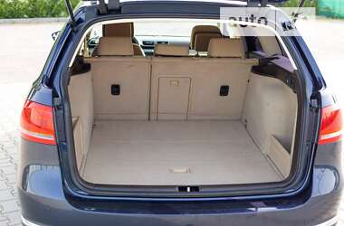 Универсал Volkswagen Passat 2012 в 