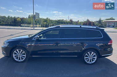 Універсал Volkswagen Passat 2013 в Луцьку