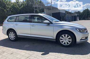 Универсал Volkswagen Passat 2017 в Луцке