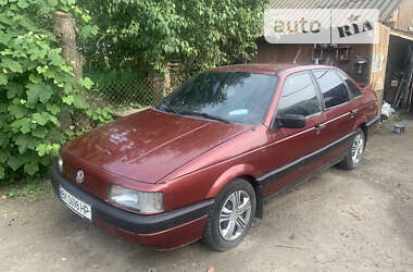 Седан Volkswagen Passat 1989 в Ровно