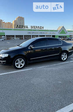 Седан Volkswagen Passat 2006 в Киеве