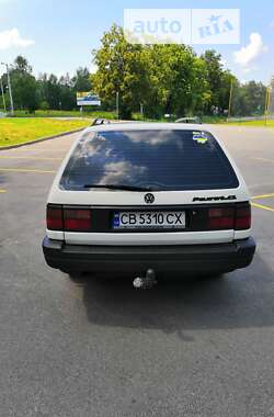 Универсал Volkswagen Passat 1993 в Чернигове