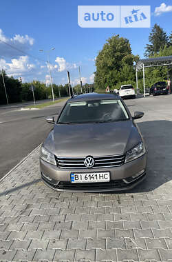 Універсал Volkswagen Passat 2011 в Полтаві