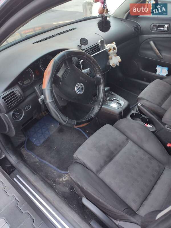 Универсал Volkswagen Passat 2003 в Киеве