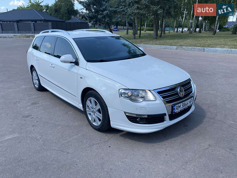 Универсал Volkswagen Passat 2010 в Житомире