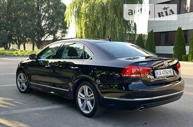 Седан Volkswagen Passat 2013 в Днепре