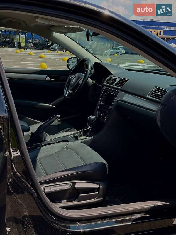 Седан Volkswagen Passat 2015 в Києві фото 5 Седан Volkswagen Passat 2015 в Києві