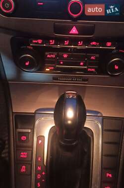 Универсал Volkswagen Passat 2011 в Коростышеве