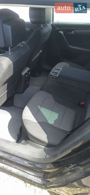Универсал Volkswagen Passat 2011 в Коростышеве фото 12 Универсал Volkswagen Passat 2011 в Коростышеве