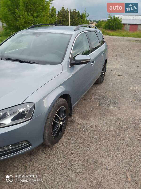 Универсал Volkswagen Passat 2013 в Бродах