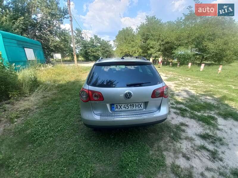 Універсал Volkswagen Passat 2008 в Харкові